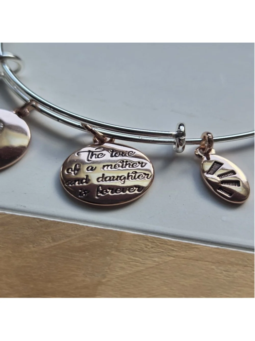 Women's Unbranded Silver Rose Gold Charm Bracelet One Size